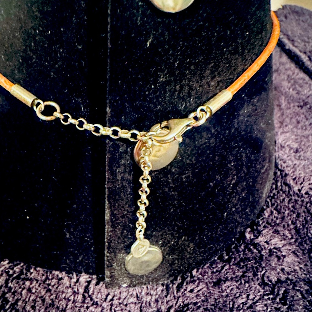 Silpada retired Pearls on Leather - Picture 2 of 3